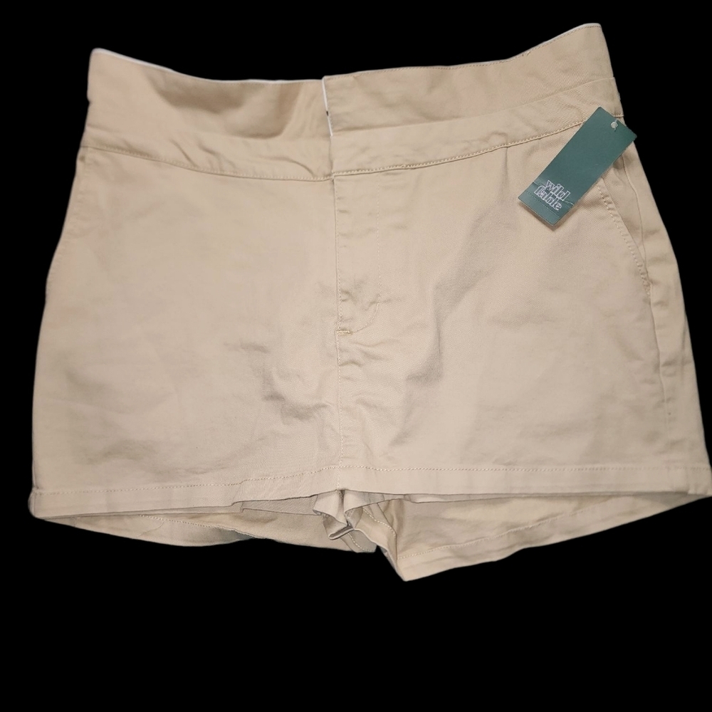 Women's XL And Size 14 Lot. 3 Shirts And A Skort. All NWT - Picture 4 of 5